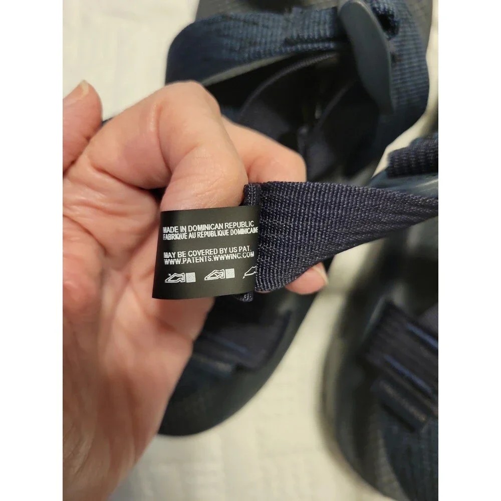 Chaco® Men's 11 M Z/Cloud Adjustable Strap Cushioned Sandal in Serpent Navy NWOT
